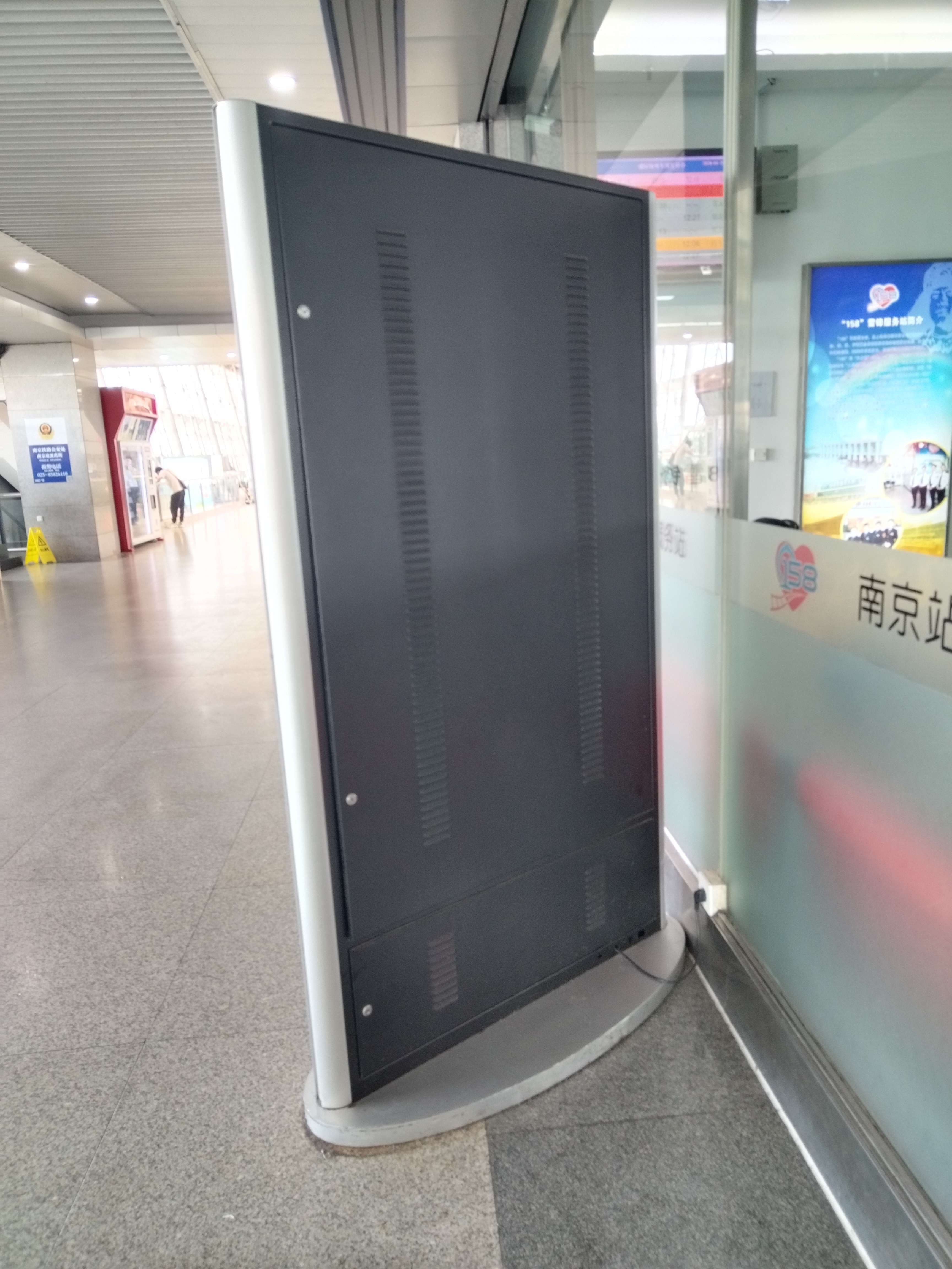 55寸定制廣告機(jī)立式不銹鋼
